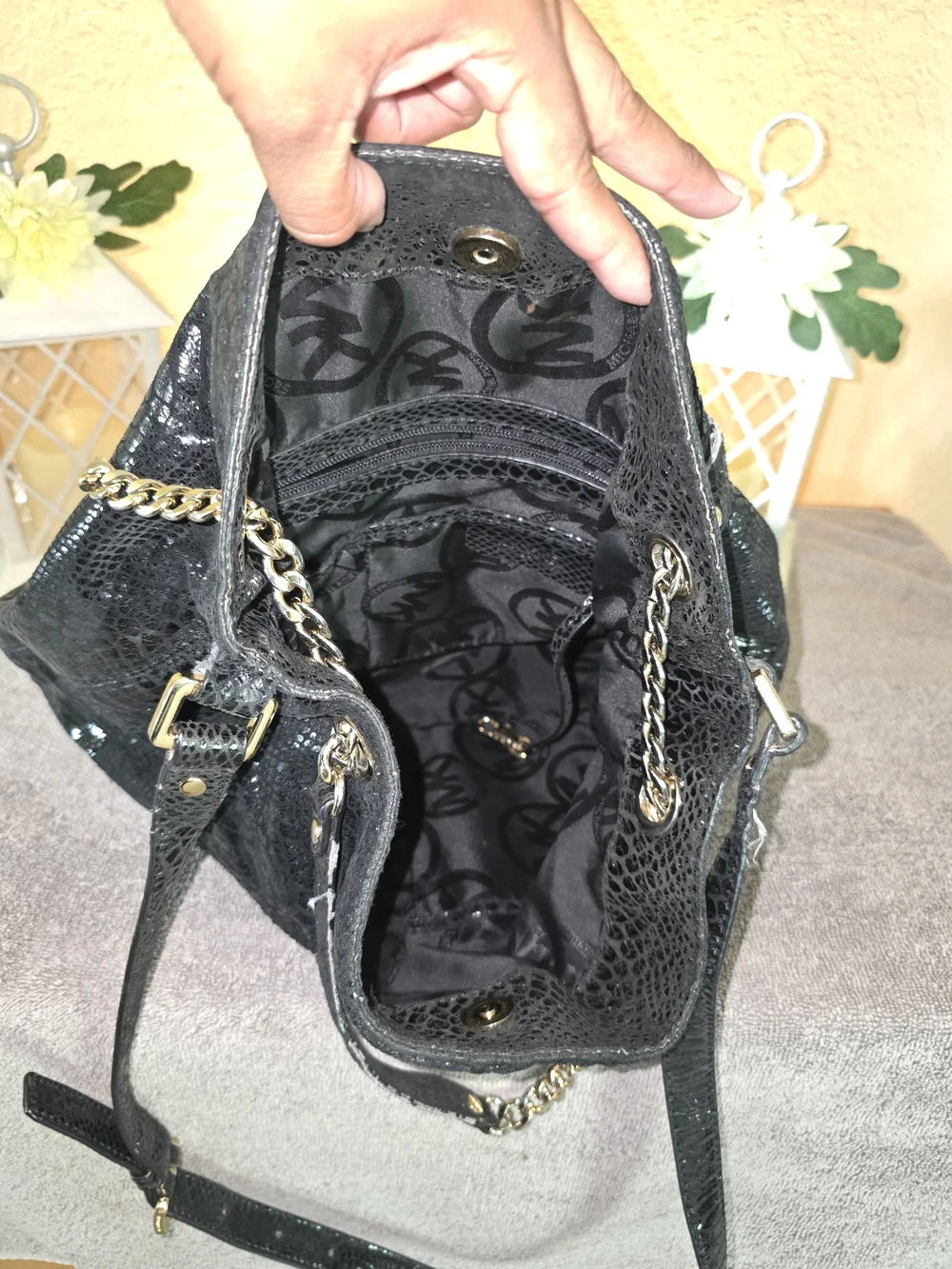 Michael Kors Black Chain Strap Shoulder Bag